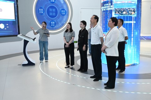 宜兴市人大常委会辅导一行参访抖du圈股份