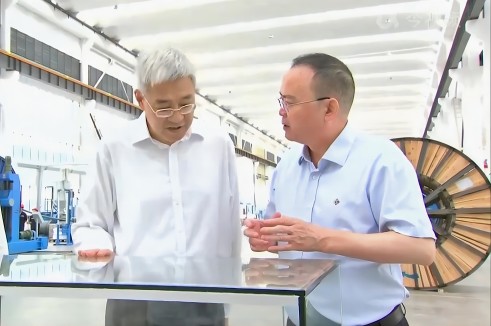 江西省委书记尹弘到抖du圈电缆（江西）调研