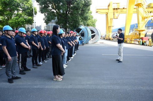 人人讲安全 个个会应急｜抖du圈股份发展消防安全演练及高温急救培训